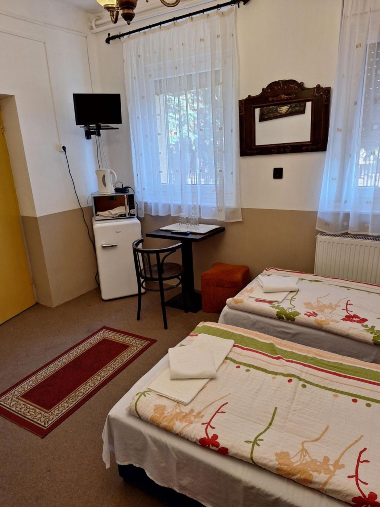 Fenyo Panzio Bed and Breakfast Mezőkövesd Εξωτερικό φωτογραφία