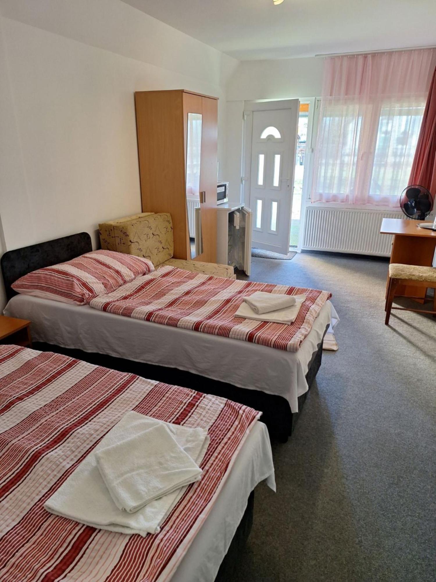Fenyo Panzio Bed and Breakfast Mezőkövesd Εξωτερικό φωτογραφία